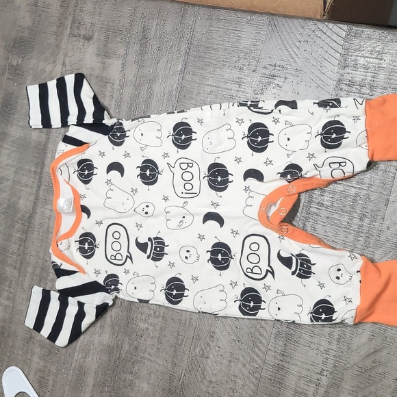 FALL Bundle 6 Months Pumpkin 🎃 Monster & pup 🐶 Gender Neutral - Picture 1 of 12